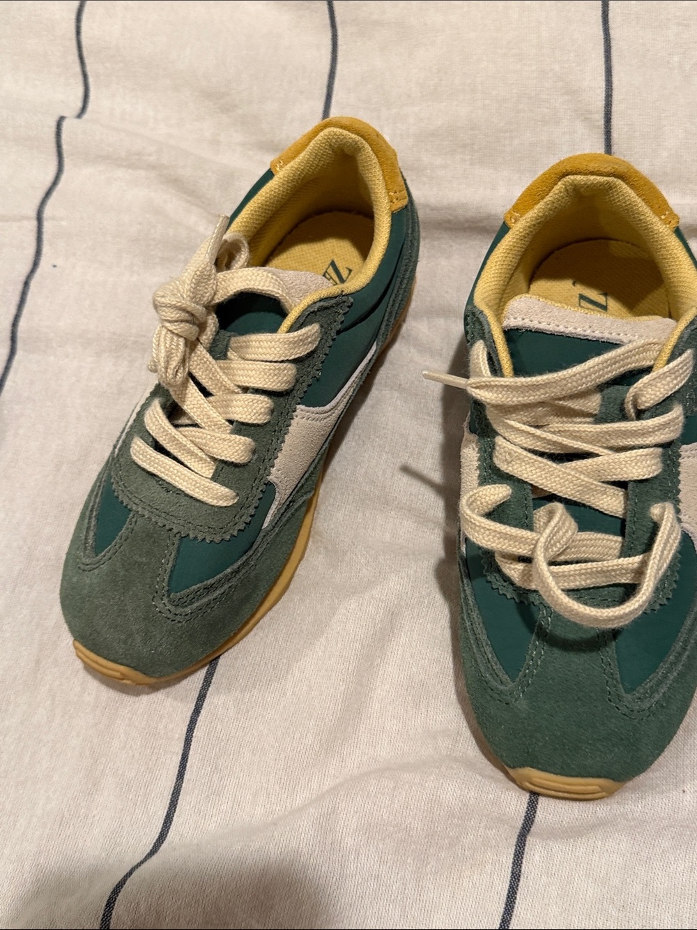Zara Lace Contrasting Sneaker. Size 29/ US 11-11.5 little kid - Picture 8 of 8
